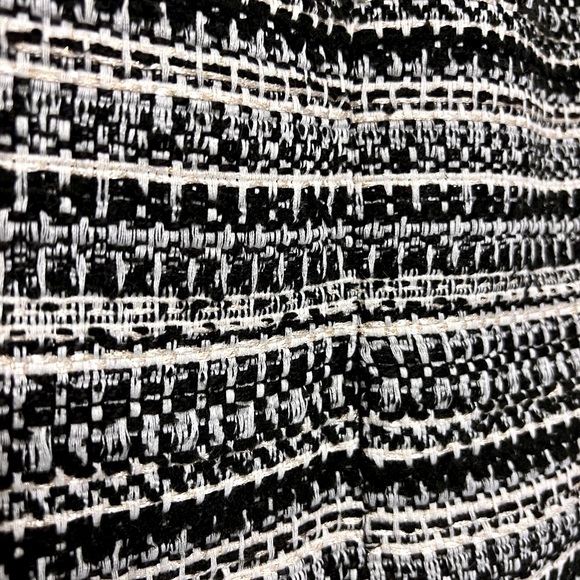 H&M Boucle Pencil Skirt - Picture 3 of 4